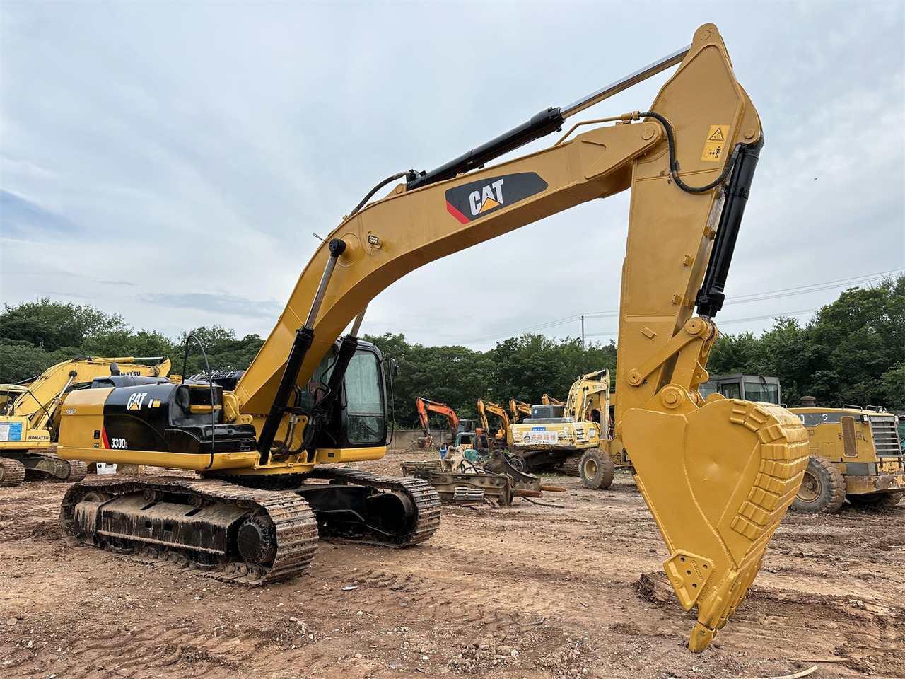 CATERPILLAR 330D - 크롤러 굴삭기 : 사진 2 CATERPILLAR 330D - 크롤러 굴삭기 : 사진 2