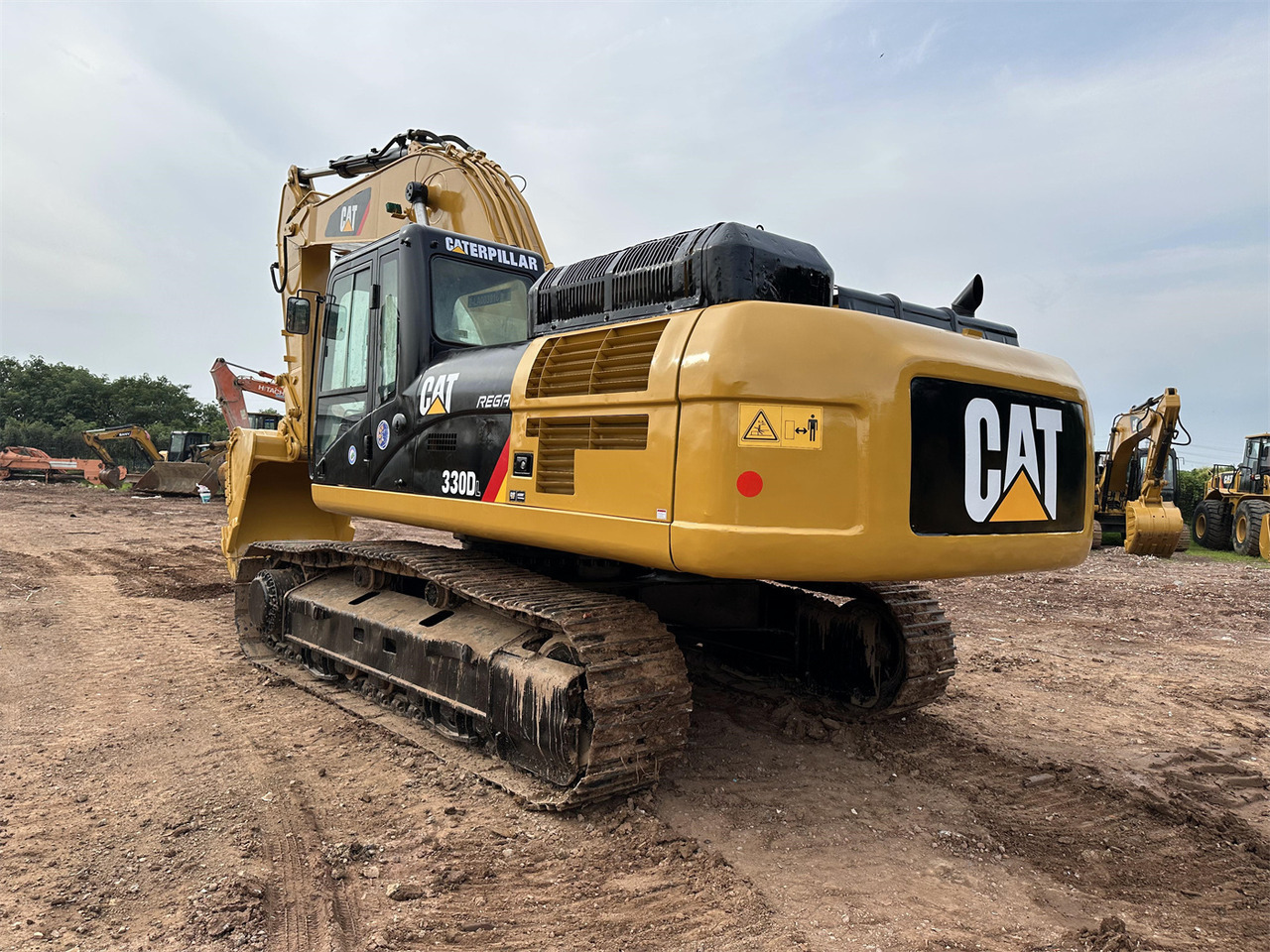 크롤러 굴삭기 CATERPILLAR 330D : 사진 6