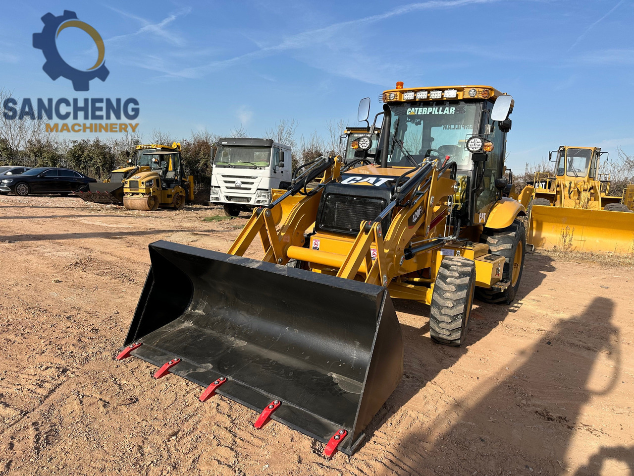 CATERPILLAR 420F2 - 백호 로더 : 사진 5 CATERPILLAR 420F2 - 백호 로더 : 사진 5