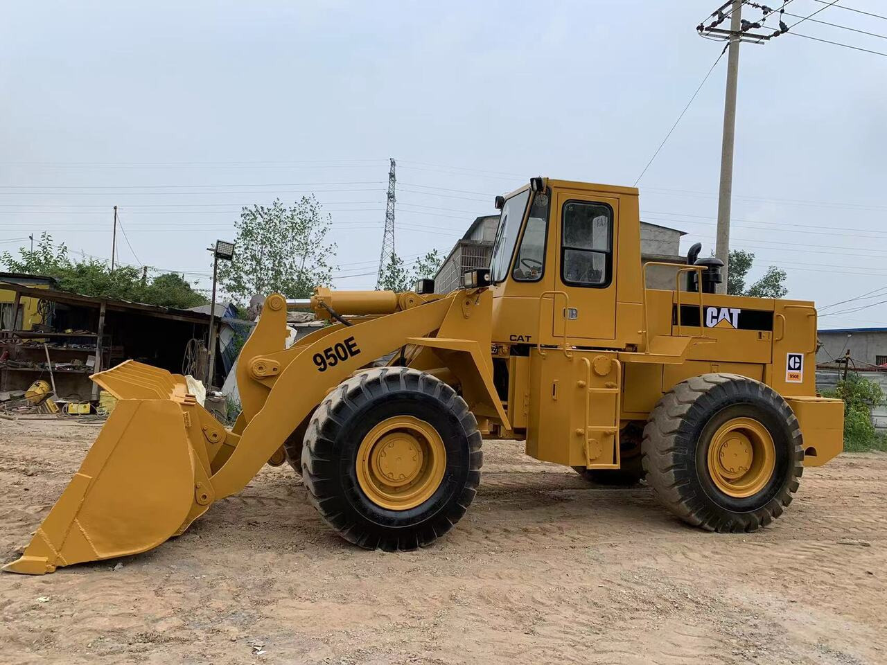 CATERPILLAR 950E - 휠 로더 : 사진 3 CATERPILLAR 950E - 휠 로더 : 사진 3
