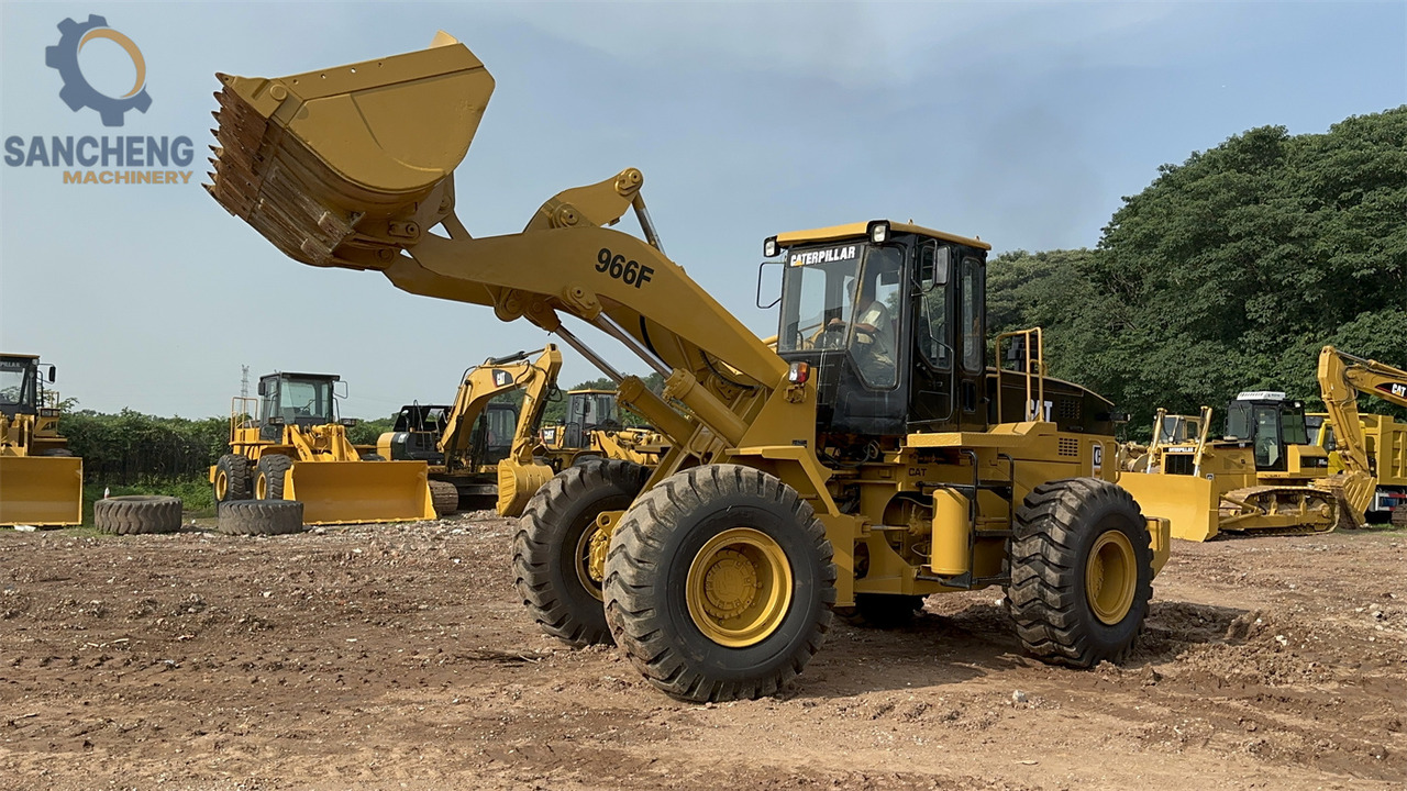CATERPILLAR 966F - 휠 로더 : 사진 4 CATERPILLAR 966F - 휠 로더 : 사진 4