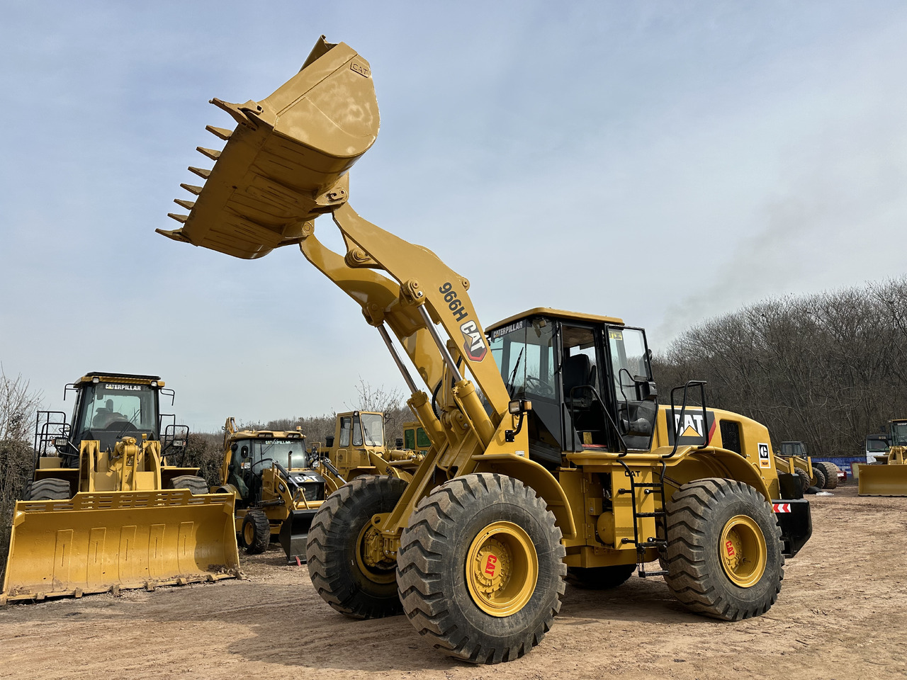 CATERPILLAR 966H - 휠 로더 : 사진 1 CATERPILLAR 966H - 휠 로더 : 사진 1
