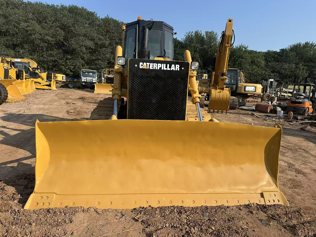 CATERPILLAR D6G Crawler Dozer - 불도저 : 사진 4 CATERPILLAR D6G Crawler Dozer - 불도저 : 사진 4
