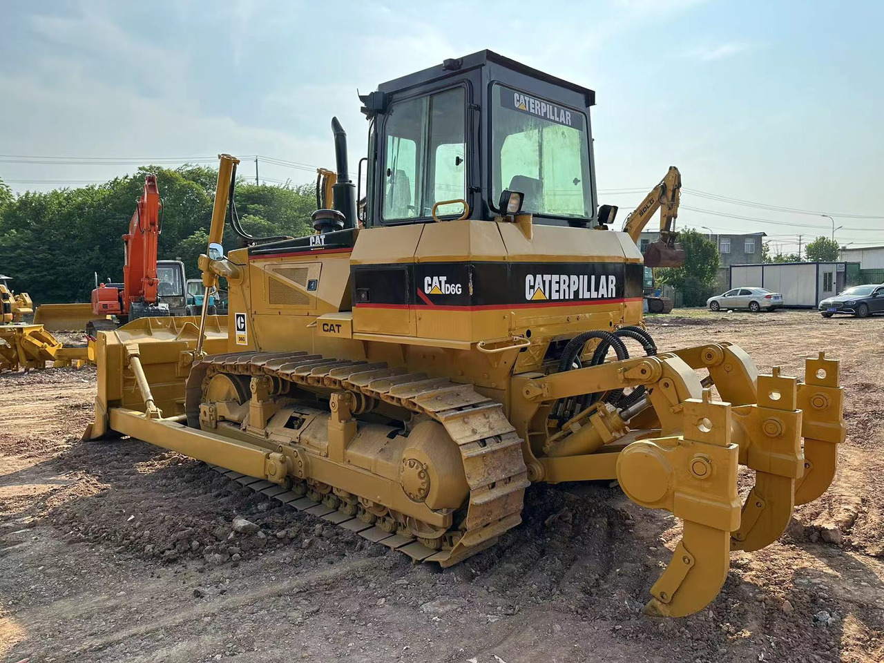 CATERPILLAR D6G Crawler Dozer - 불도저 : 사진 1 CATERPILLAR D6G Crawler Dozer - 불도저 : 사진 1