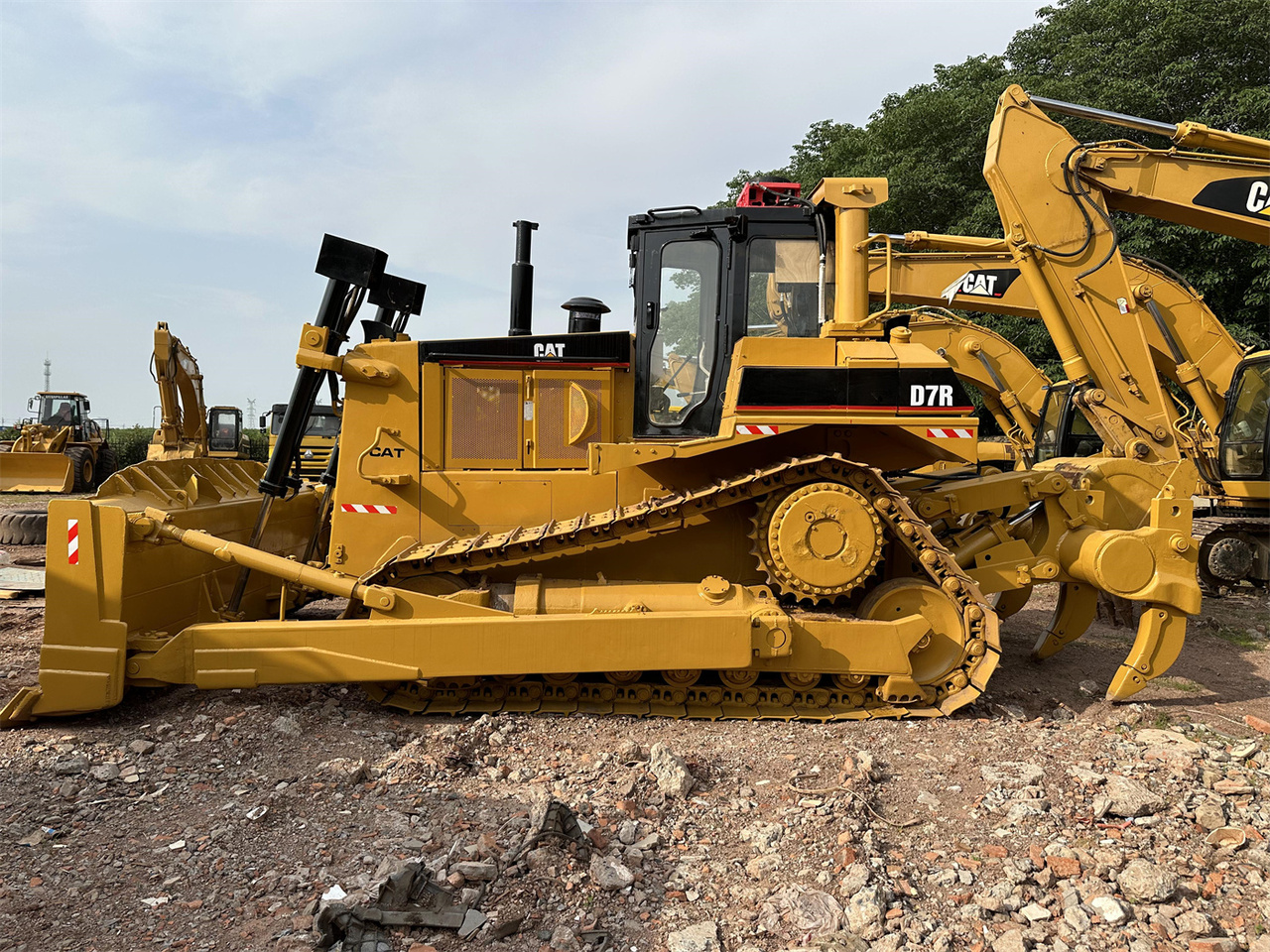 CATERPILLAR D7R - 불도저 : 사진 5 CATERPILLAR D7R - 불도저 : 사진 5