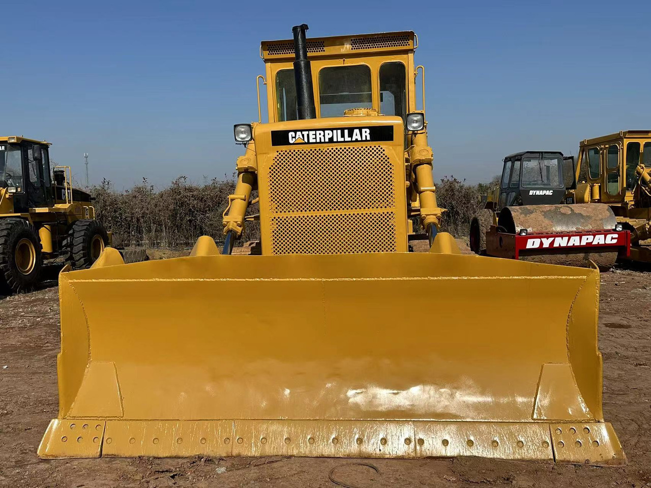 CATERPILLAR D8K - 불도저 : 사진 5 CATERPILLAR D8K - 불도저 : 사진 5