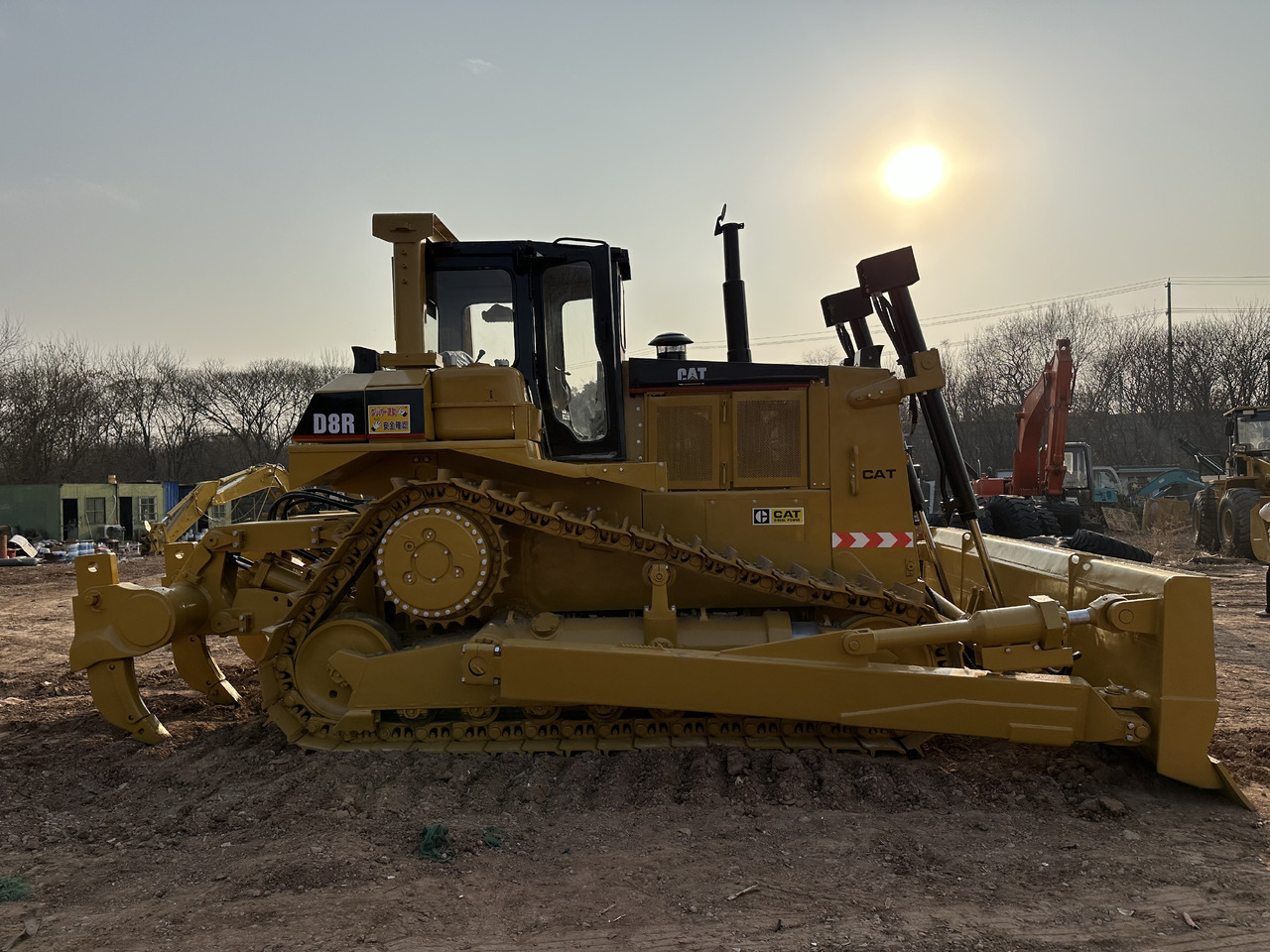 CATERPILLAR D8R Bulldozer - 불도저 : 사진 2 CATERPILLAR D8R Bulldozer - 불도저 : 사진 2
