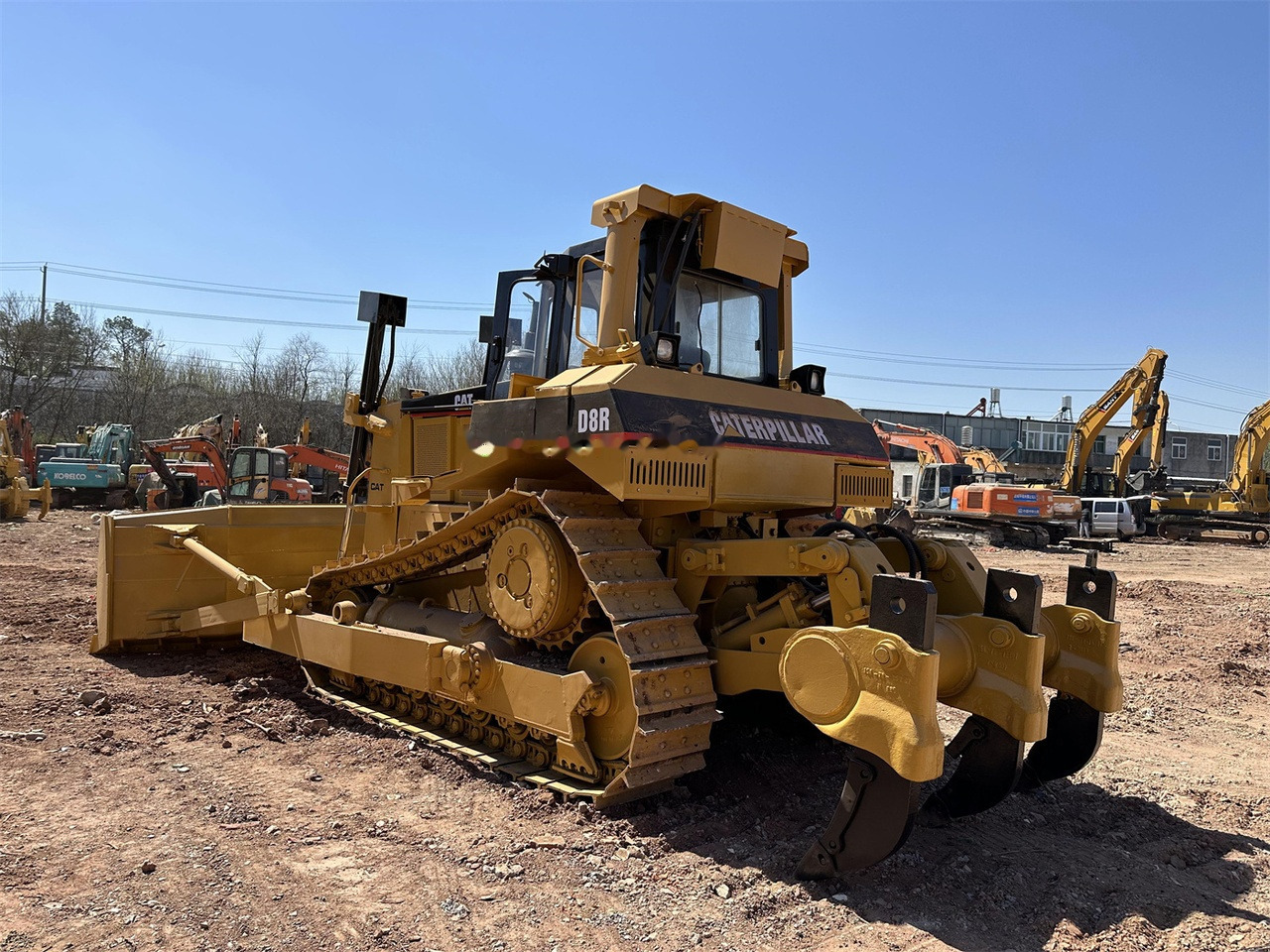 CATERPILLAR D8R - 불도저 : 사진 2 CATERPILLAR D8R - 불도저 : 사진 2