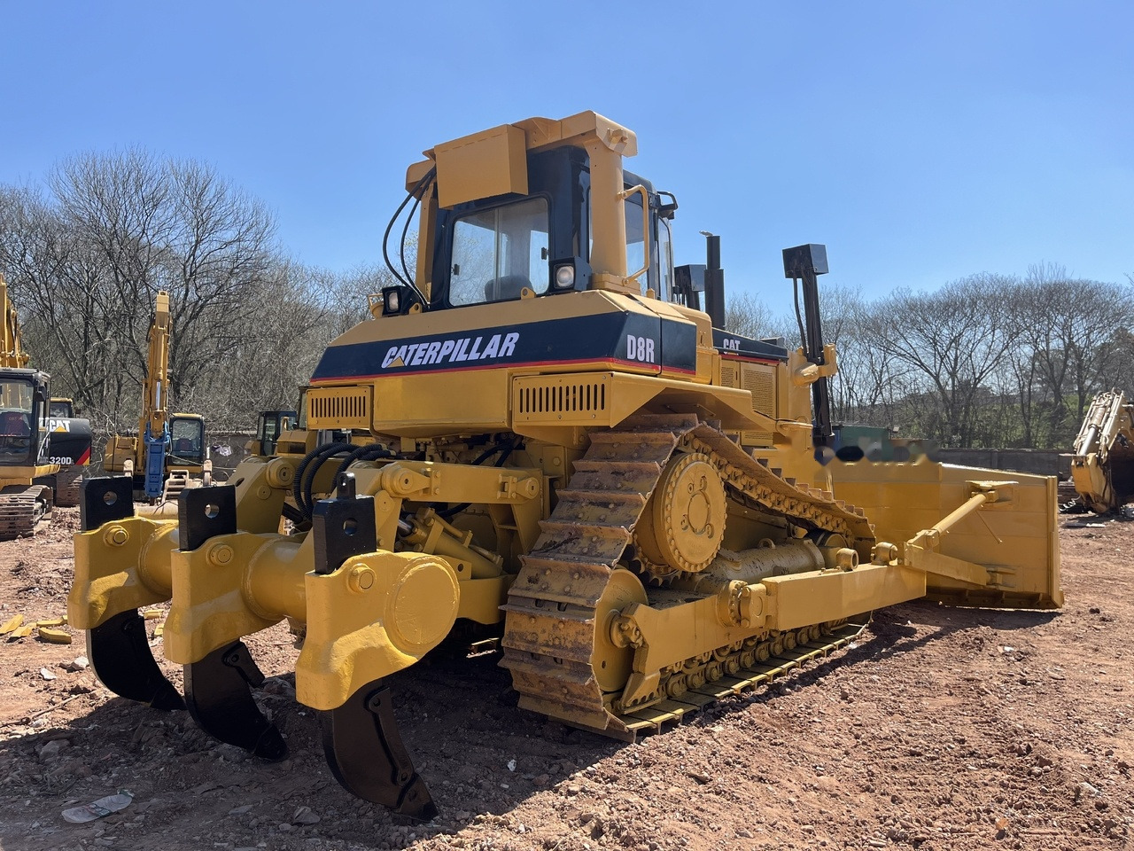 CATERPILLAR D8R - 불도저 : 사진 1 CATERPILLAR D8R - 불도저 : 사진 1