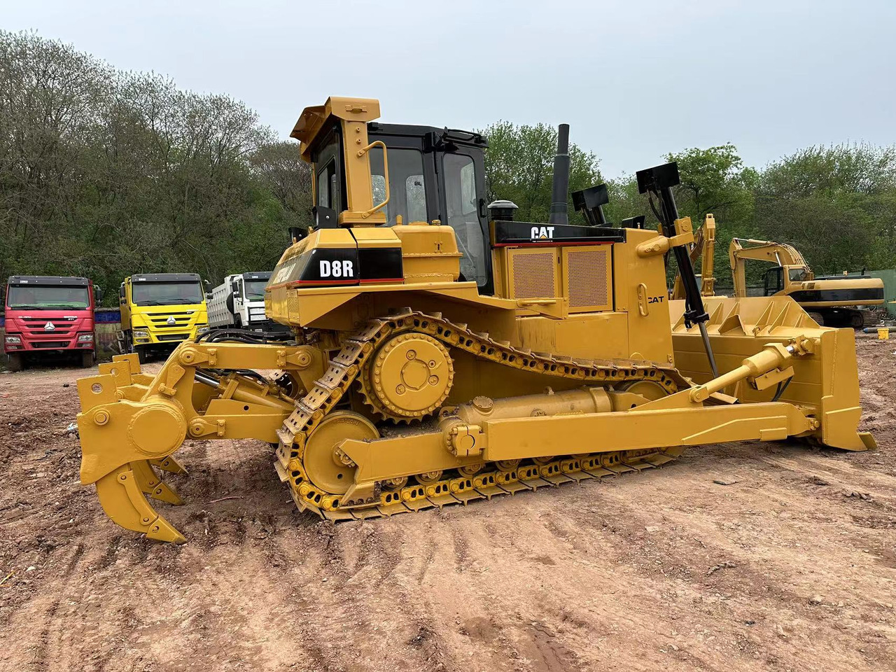 CATERPILLAR D8R - 불도저 : 사진 2 CATERPILLAR D8R - 불도저 : 사진 2