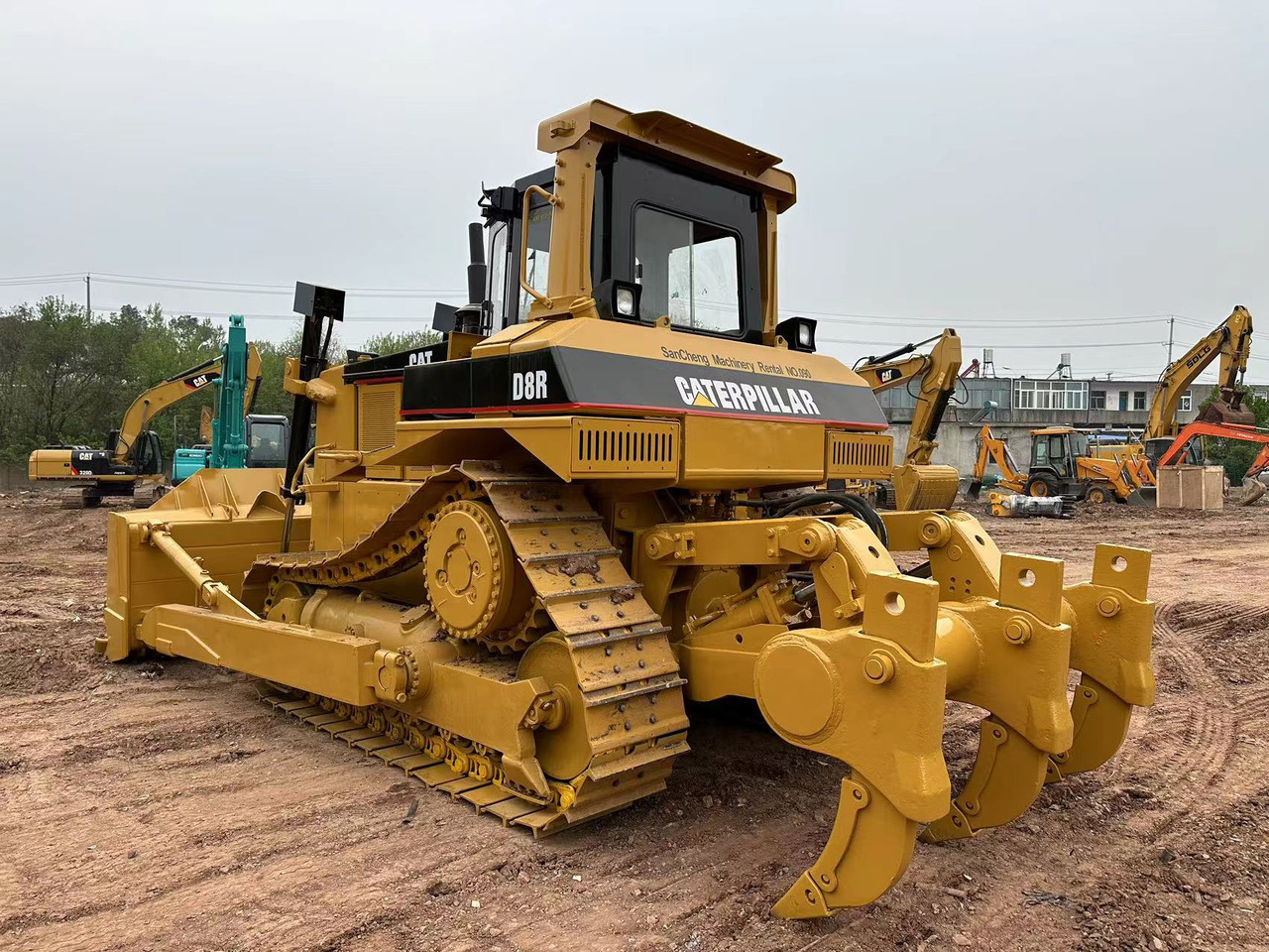 CATERPILLAR D8R - 불도저 : 사진 3 CATERPILLAR D8R - 불도저 : 사진 3