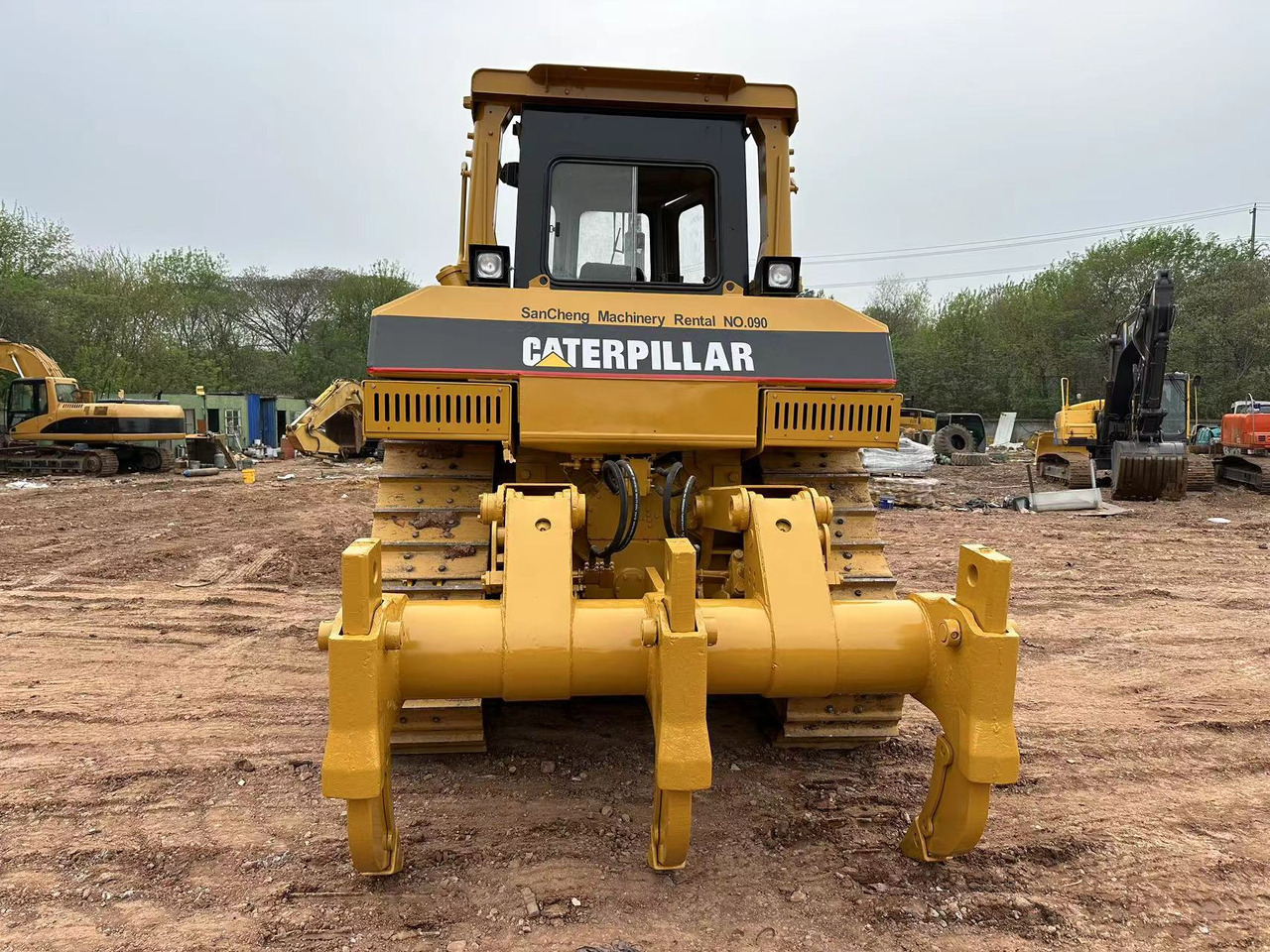 CATERPILLAR D8R - 불도저 : 사진 5 CATERPILLAR D8R - 불도저 : 사진 5