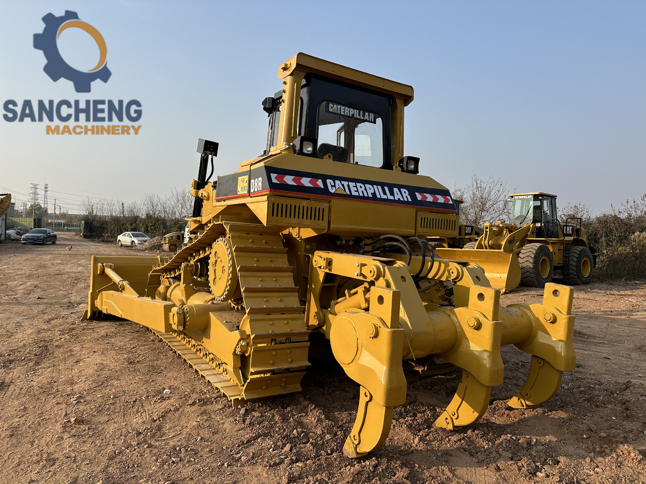 CATERPILLAR D8R - 불도저 : 사진 2 CATERPILLAR D8R - 불도저 : 사진 2