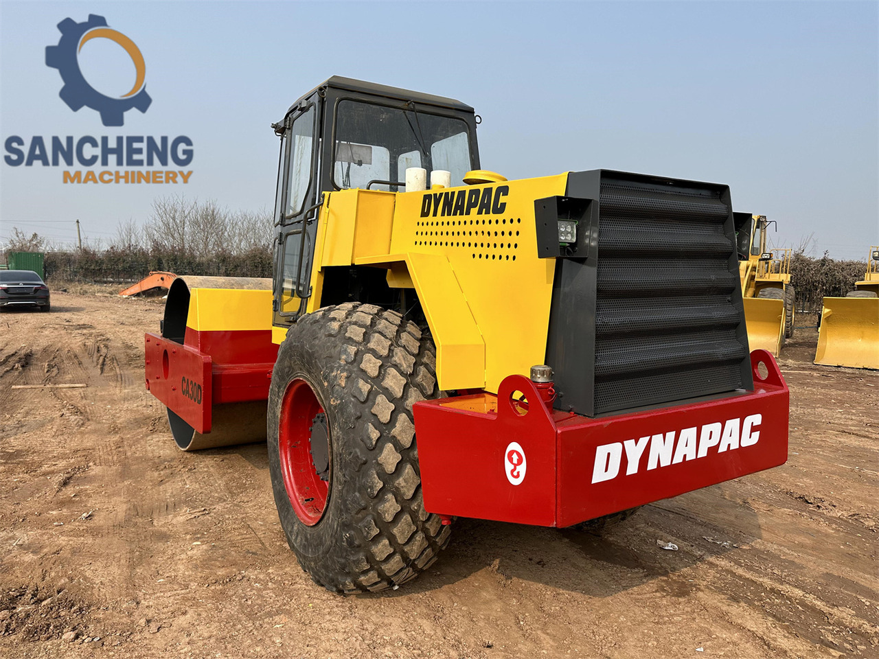 DYNAPAC CA30D - 롤러 : 사진 1 DYNAPAC CA30D - 롤러 : 사진 1