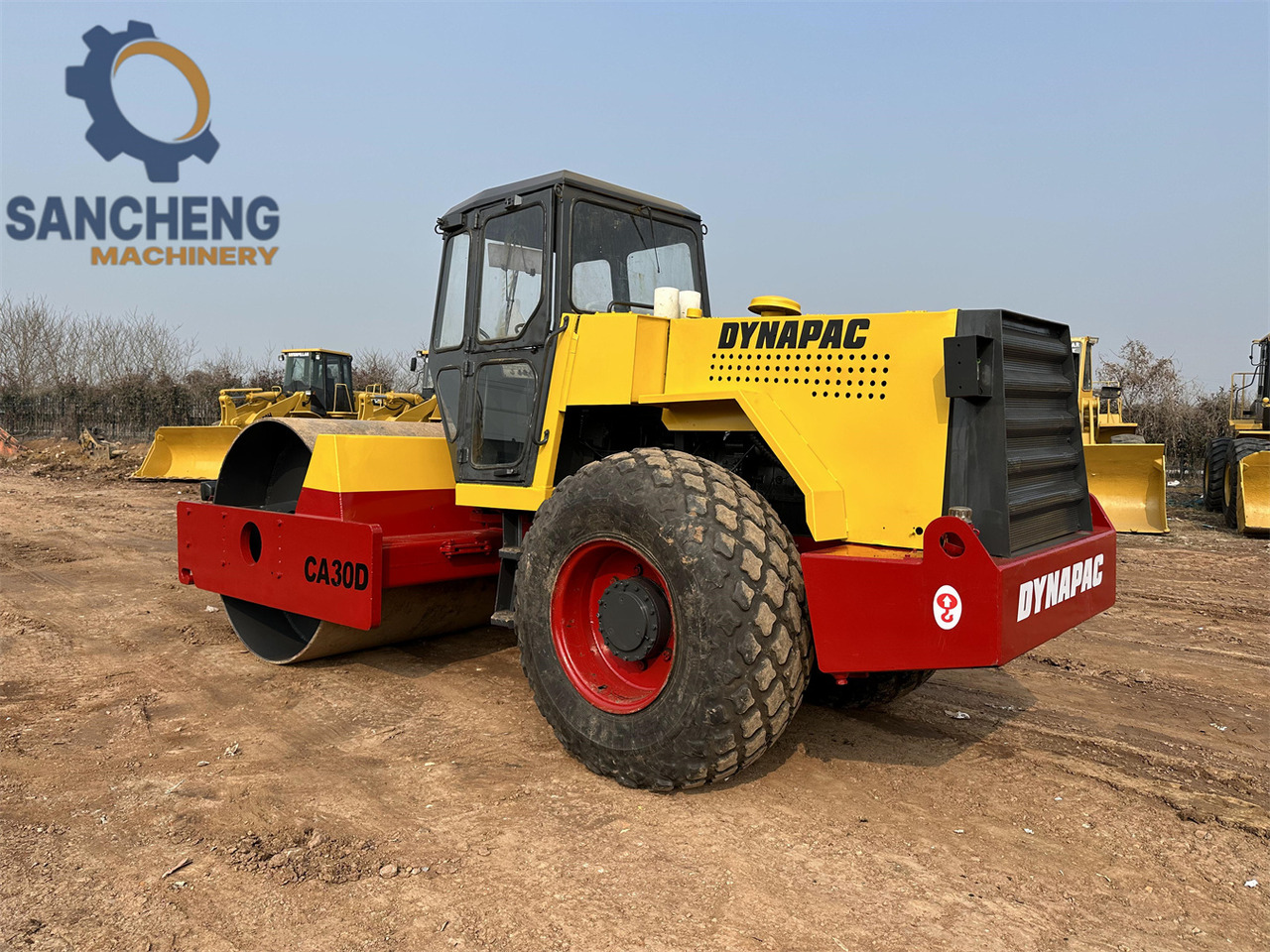 DYNAPAC CA30D - 롤러 : 사진 2 DYNAPAC CA30D - 롤러 : 사진 2