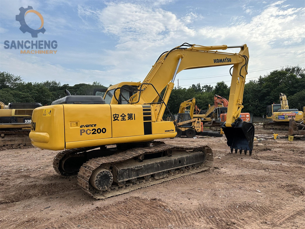 KOMATSU PC200-6 - 크롤러 굴삭기 : 사진 1 KOMATSU PC200-6 - 크롤러 굴삭기 : 사진 1