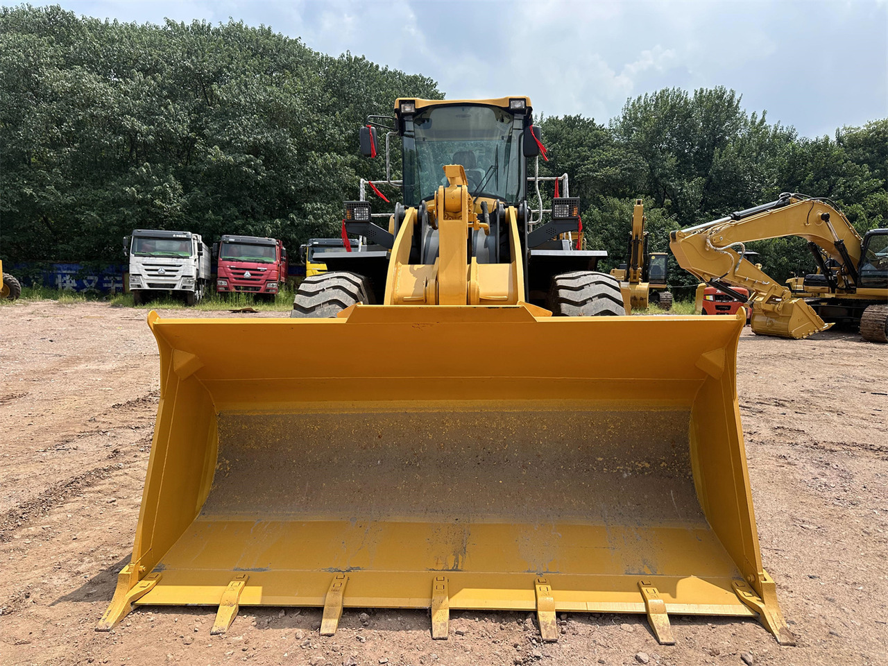 SDLG L956F - 휠 로더 : 사진 4 SDLG L956F - 휠 로더 : 사진 4