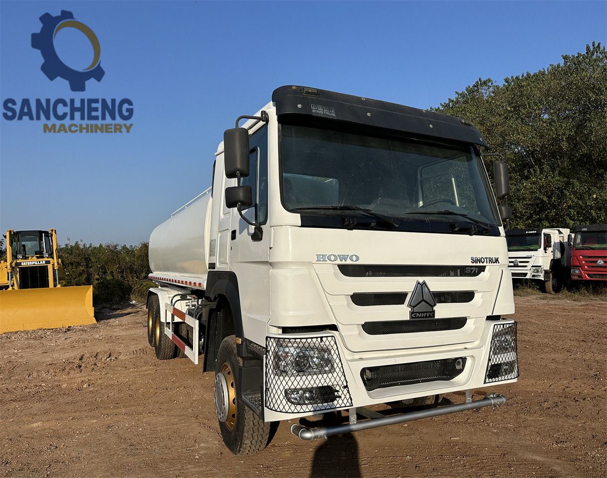 SINOTRUK HOWO 371 6x4 Water Tanker Truck - 유조트럭 : 사진 3 SINOTRUK HOWO 371 6x4 Water Tanker Truck - 유조트럭 : 사진 3