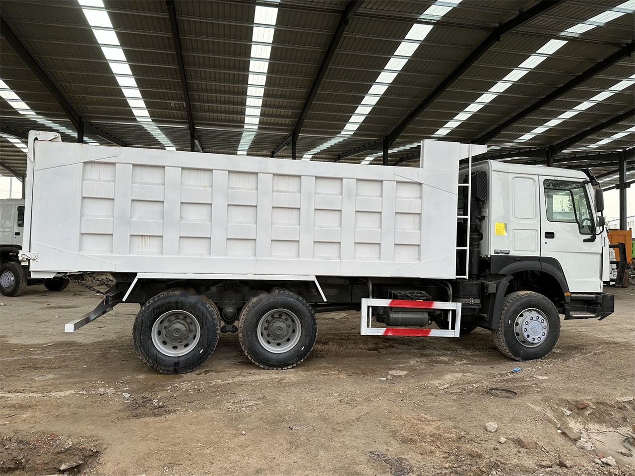SINOTRUK HOWO 371 Dump Truck - 덤프트럭 : 사진 4 SINOTRUK HOWO 371 Dump Truck - 덤프트럭 : 사진 4