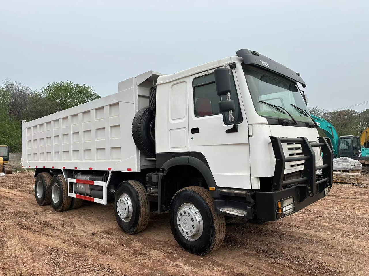 SINOTRUK HOWO 371 with Bumper - 덤프트럭 : 사진 1 SINOTRUK HOWO 371 with Bumper - 덤프트럭 : 사진 1