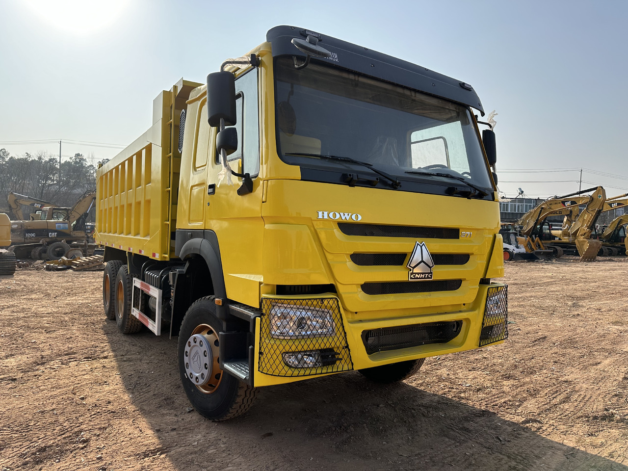 SINOTRUK HOWO 371 - 덤프트럭 : 사진 1 SINOTRUK HOWO 371 - 덤프트럭 : 사진 1