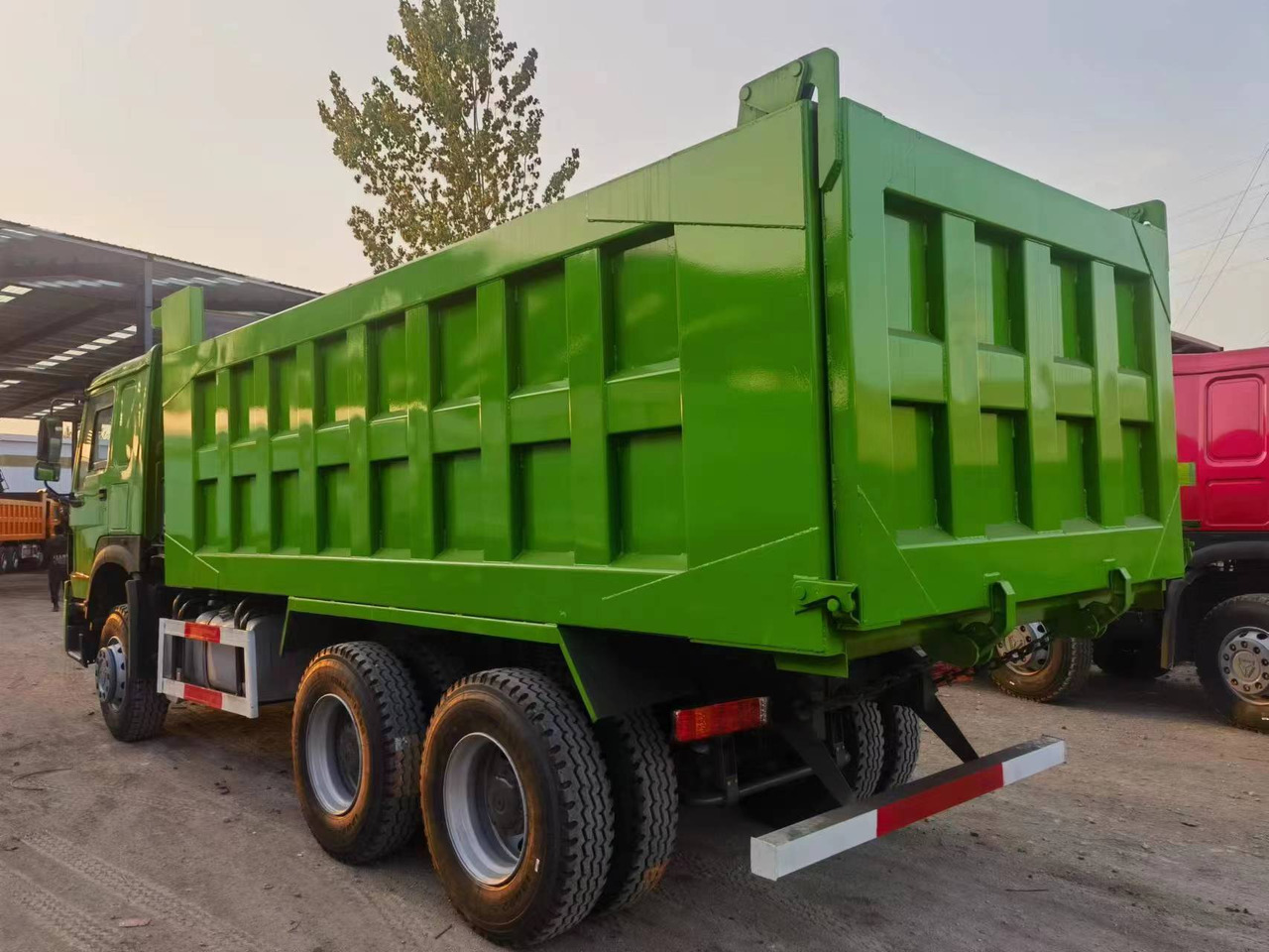 SINOTRUK HOWO 375hp 6X4 - 덤프트럭 : 사진 3 SINOTRUK HOWO 375hp 6X4 - 덤프트럭 : 사진 3