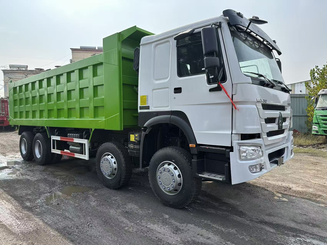 SINOTRUK HOWO 420HP 8X4 Tipper Truck - 덤프트럭 : 사진 4 SINOTRUK HOWO 420HP 8X4 Tipper Truck - 덤프트럭 : 사진 4