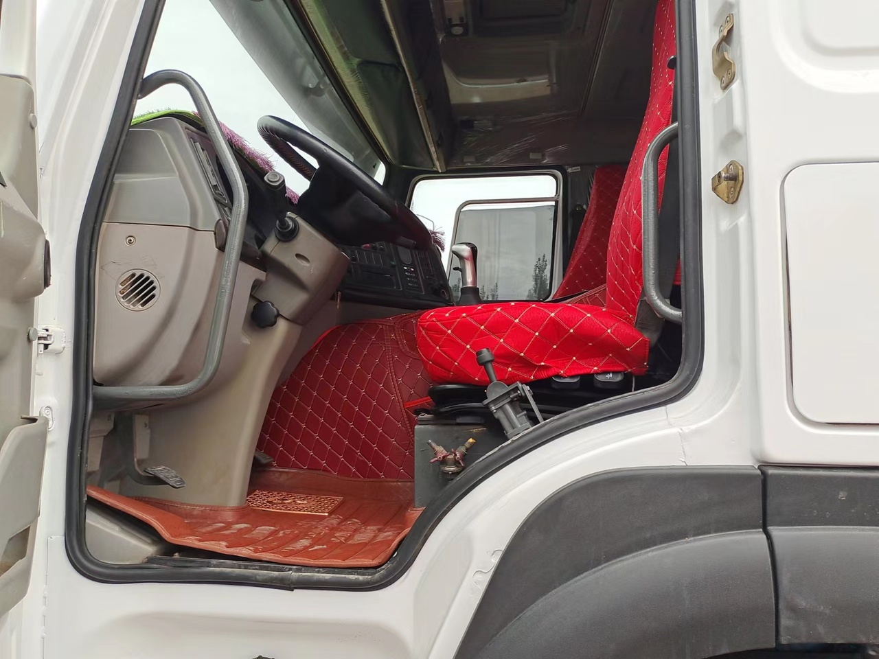 SINOTRUK HOWO Dump truck 371 6x4 - 덤프트럭 : 사진 5 SINOTRUK HOWO Dump truck 371 6x4 - 덤프트럭 : 사진 5