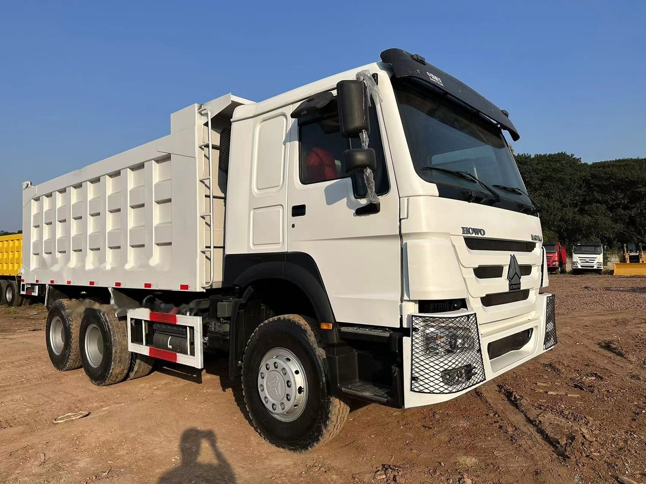 SINOTRUK HOWO HOWO 371 6x4 - 덤프트럭 : 사진 2 SINOTRUK HOWO HOWO 371 6x4 - 덤프트럭 : 사진 2