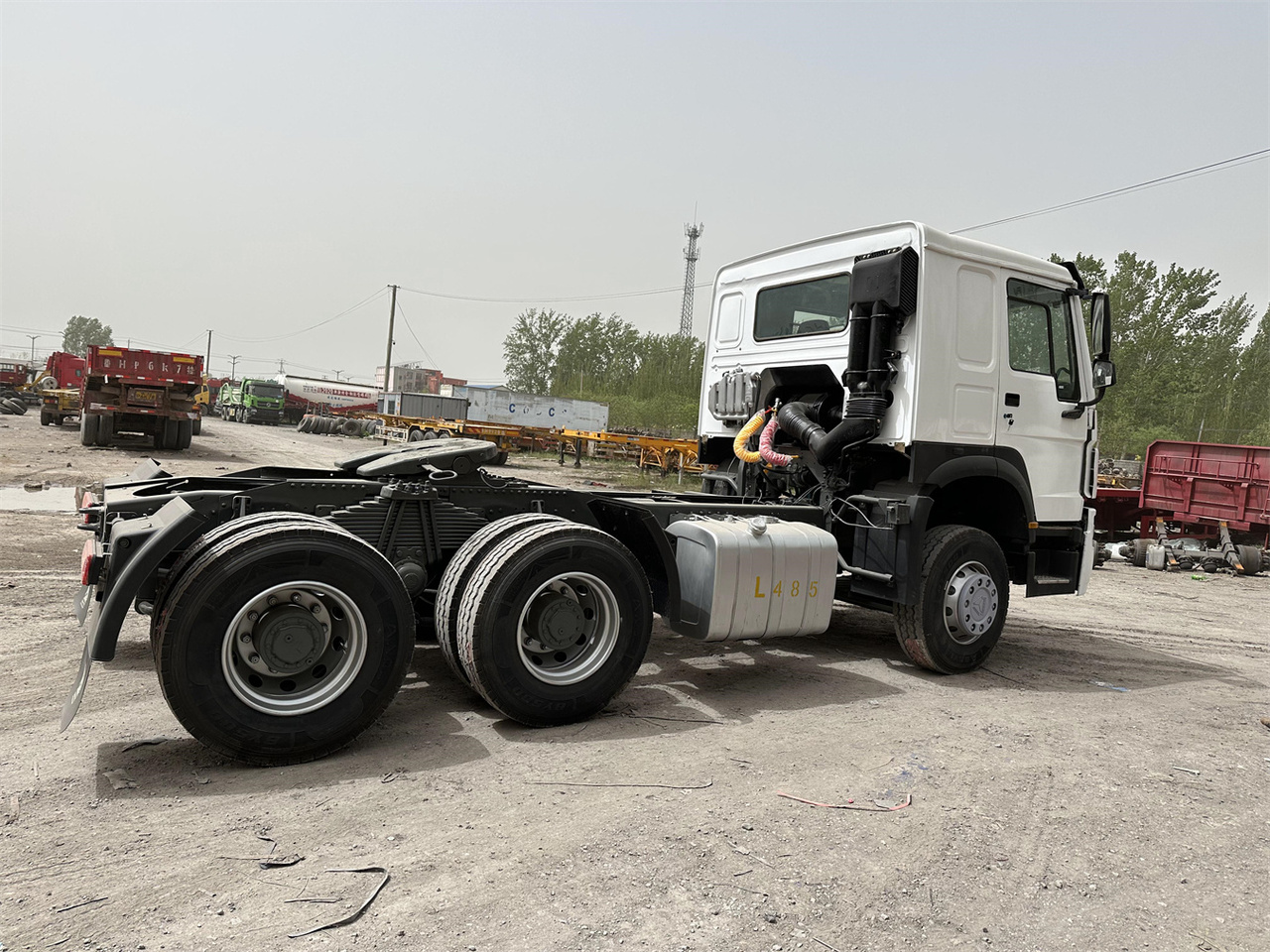 SINOTRUK Howo 371 Truck Head - 트랙터 유닛 : 사진 2 SINOTRUK Howo 371 Truck Head - 트랙터 유닛 : 사진 2