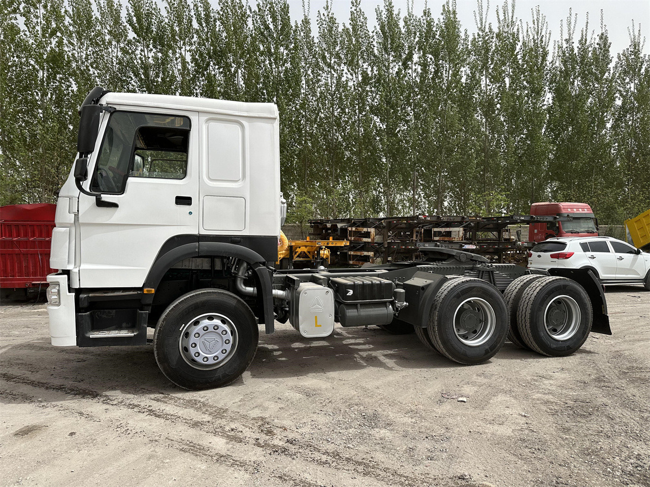 SINOTRUK Howo 371hp Truck Head - 트랙터 유닛 : 사진 5 SINOTRUK Howo 371hp Truck Head - 트랙터 유닛 : 사진 5
