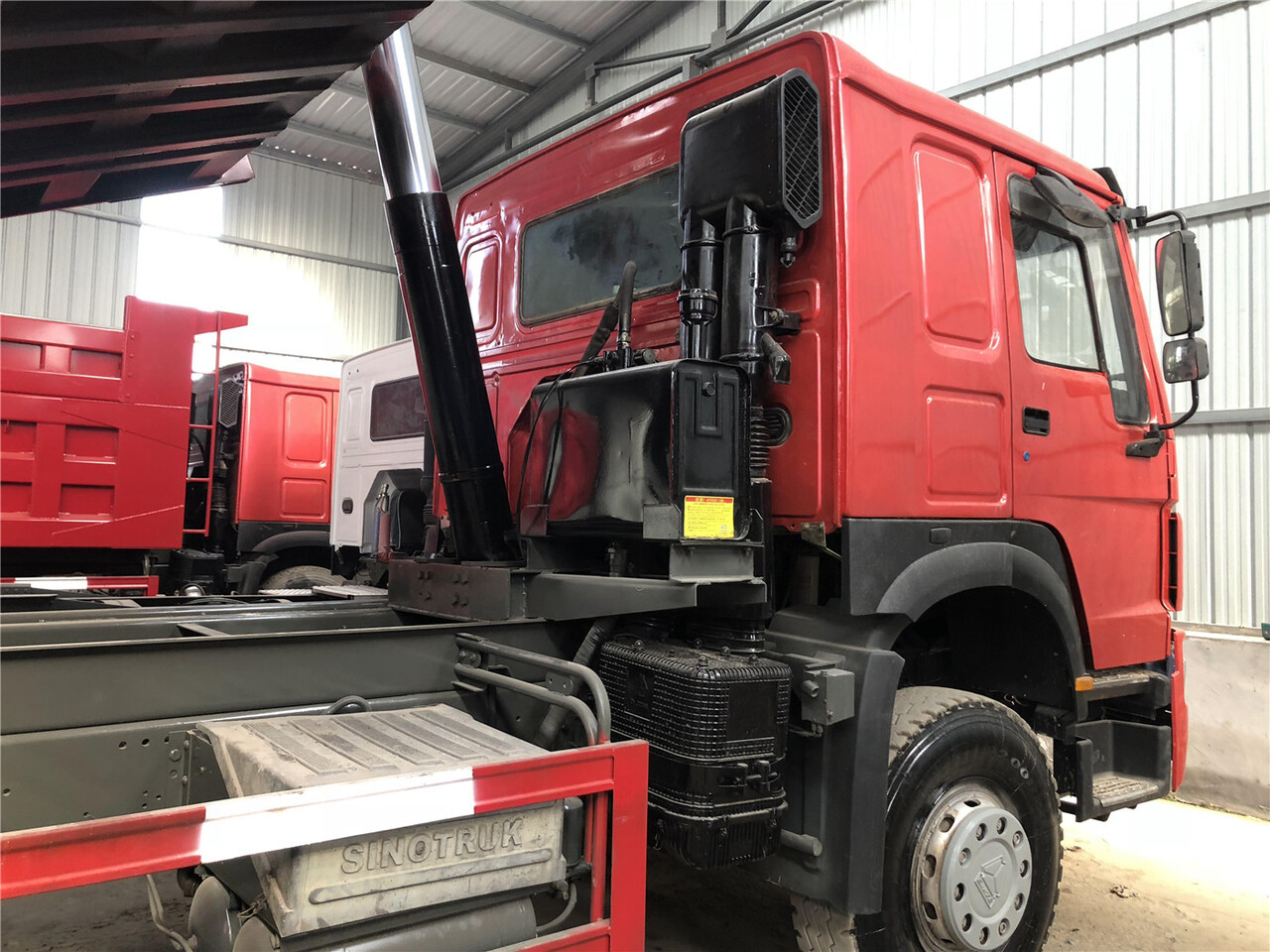 SINOTRUK Howo Dump truck 371 - 덤프트럭 : 사진 4 SINOTRUK Howo Dump truck 371 - 덤프트럭 : 사진 4