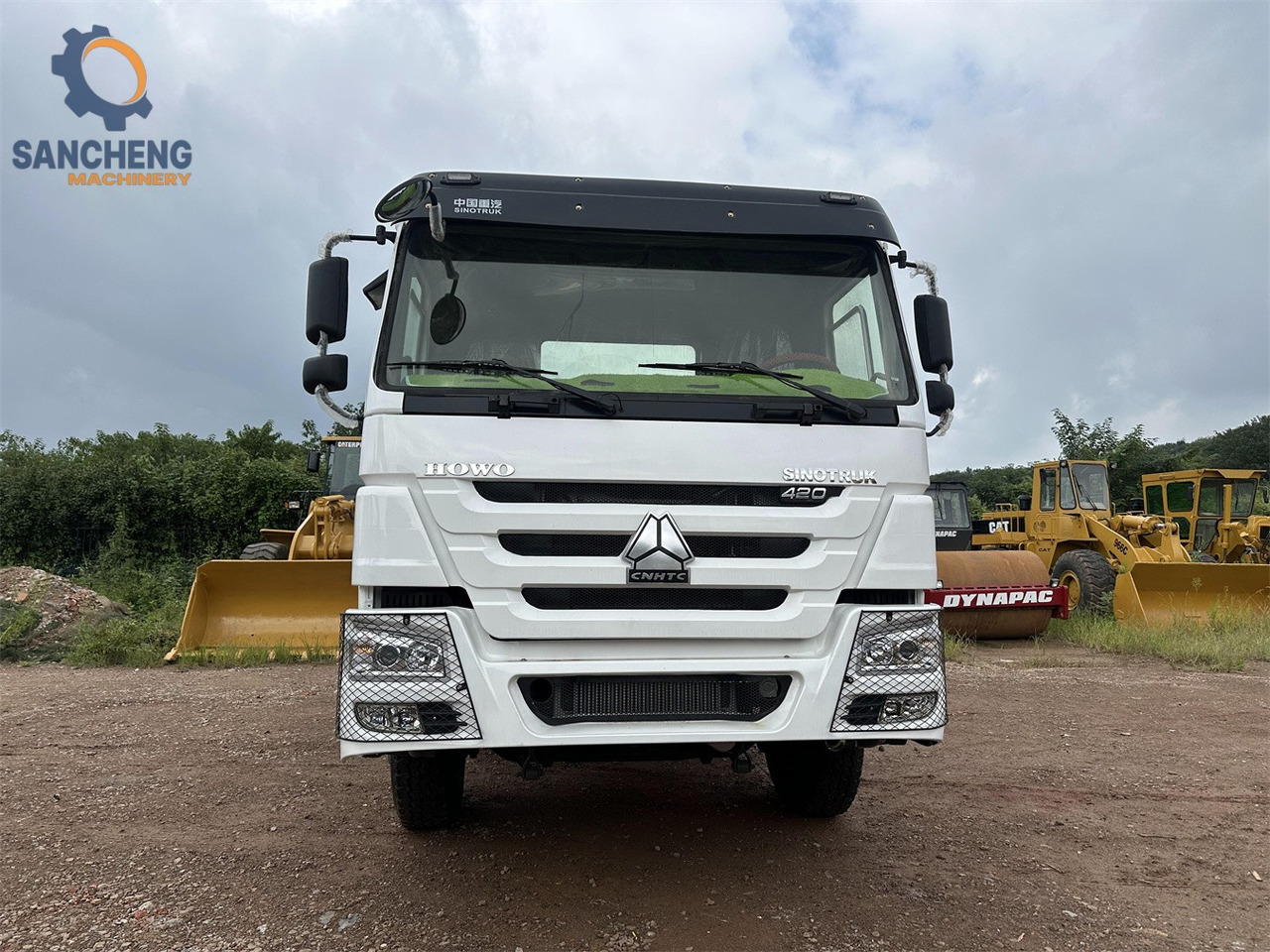 SINOTRUK Howo tractor unit 420hp - 트랙터 유닛 : 사진 4 SINOTRUK Howo tractor unit 420hp - 트랙터 유닛 : 사진 4