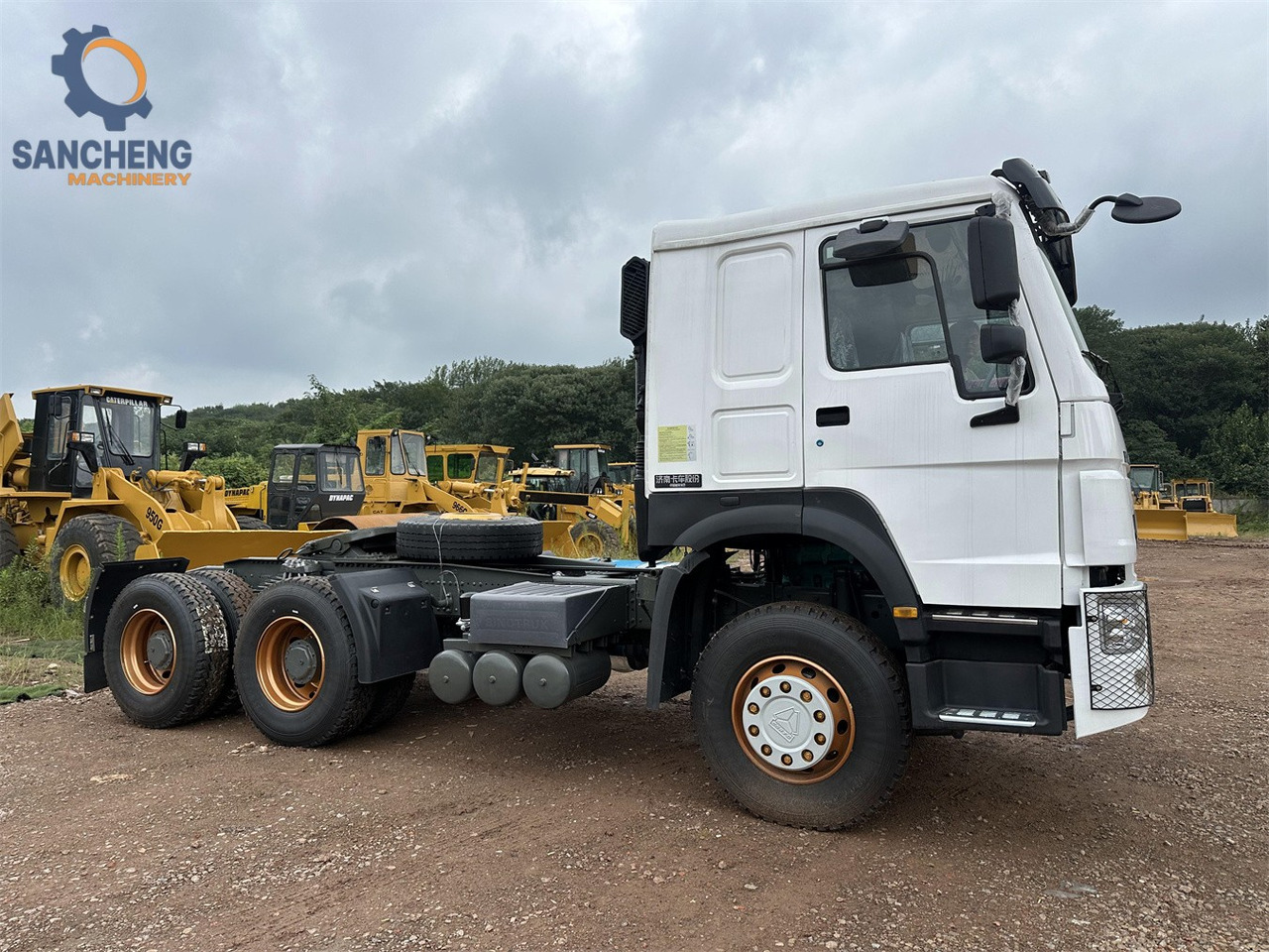 SINOTRUK Howo tractor unit 420hp - 트랙터 유닛 : 사진 2 SINOTRUK Howo tractor unit 420hp - 트랙터 유닛 : 사진 2
