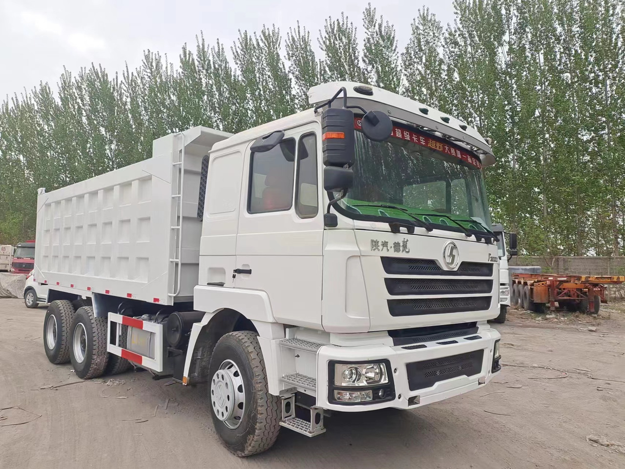 Shacman F3000 Dump Truck - 덤프트럭 : 사진 2 Shacman F3000 Dump Truck - 덤프트럭 : 사진 2