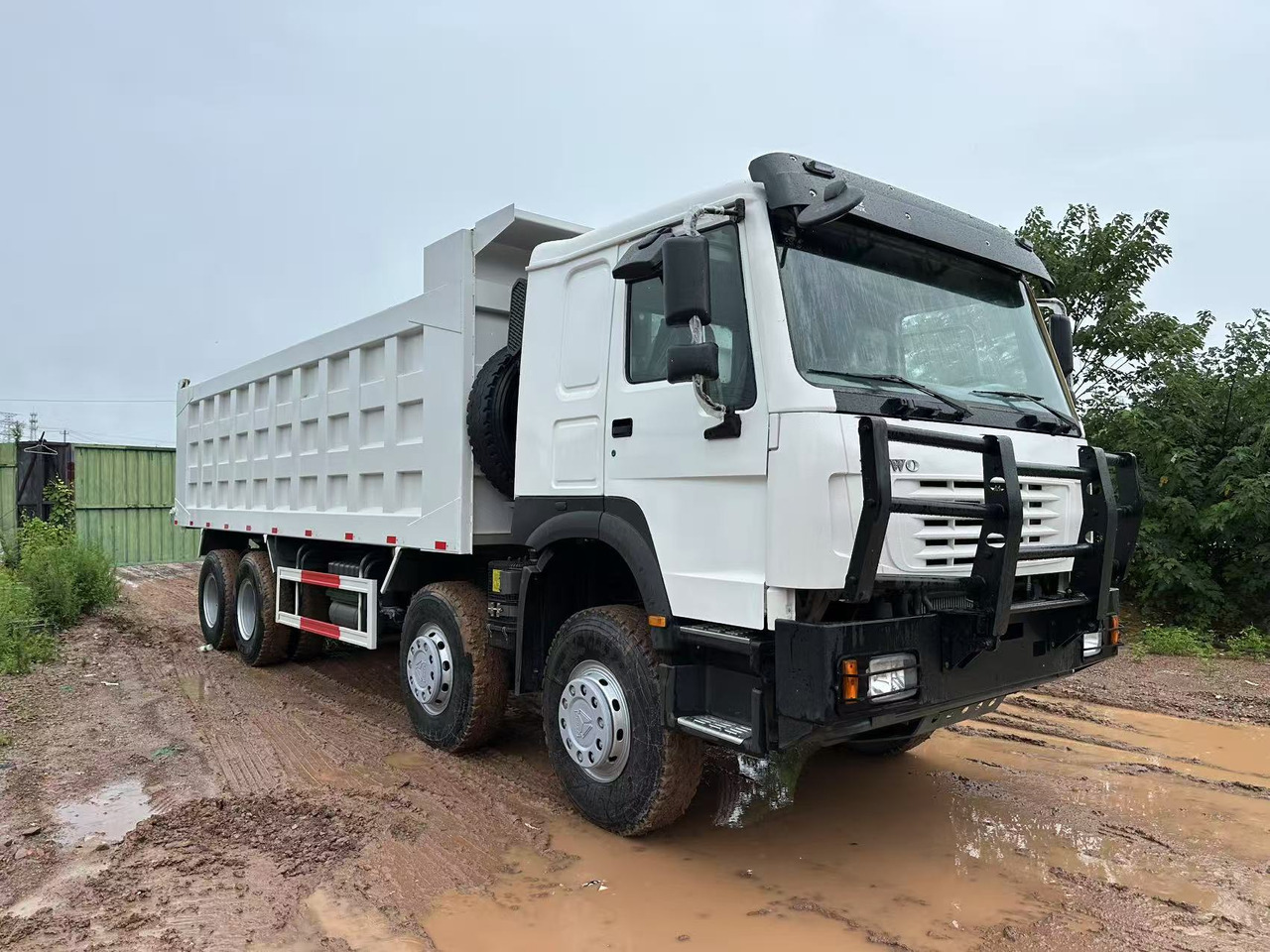 Sinotruk HOWO 371hp - 덤프트럭 : 사진 2 Sinotruk HOWO 371hp - 덤프트럭 : 사진 2