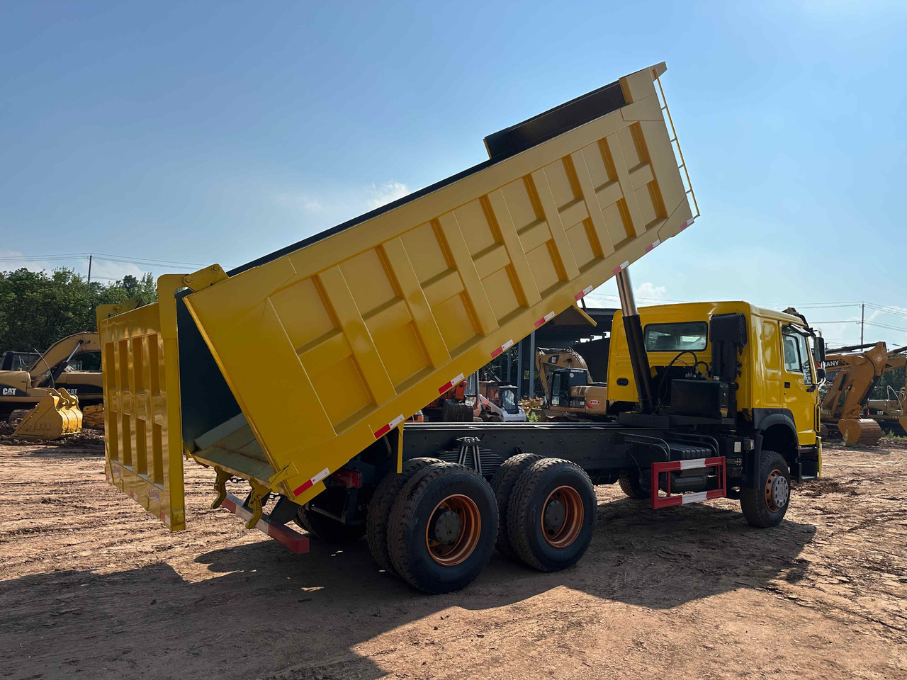 Sinotruk HOWO 400hp 6X4 - 덤프트럭 : 사진 3 Sinotruk HOWO 400hp 6X4 - 덤프트럭 : 사진 3