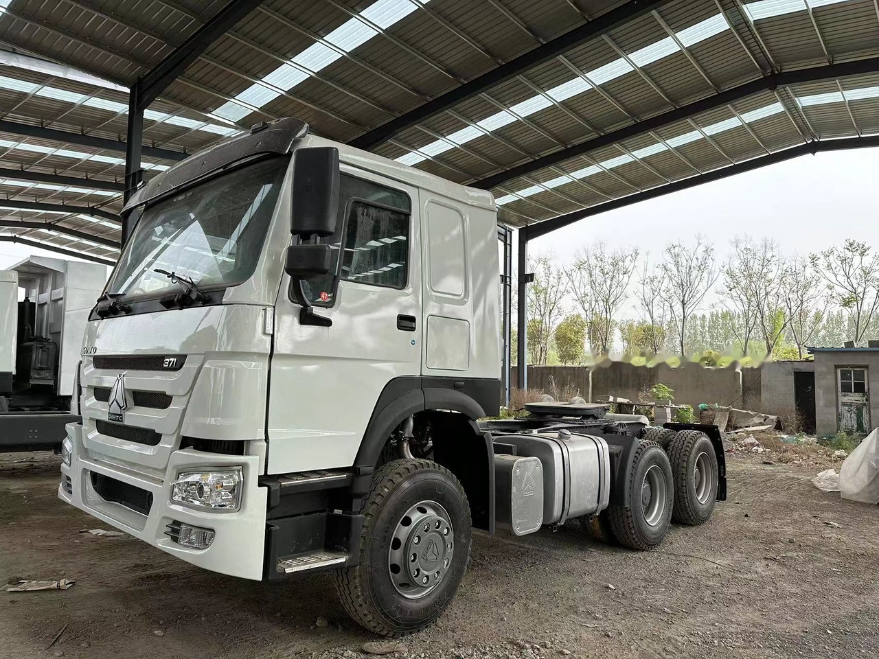 Sinotruk Howo 371 Truck Head - 트랙터 유닛 : 사진 1 Sinotruk Howo 371 Truck Head - 트랙터 유닛 : 사진 1