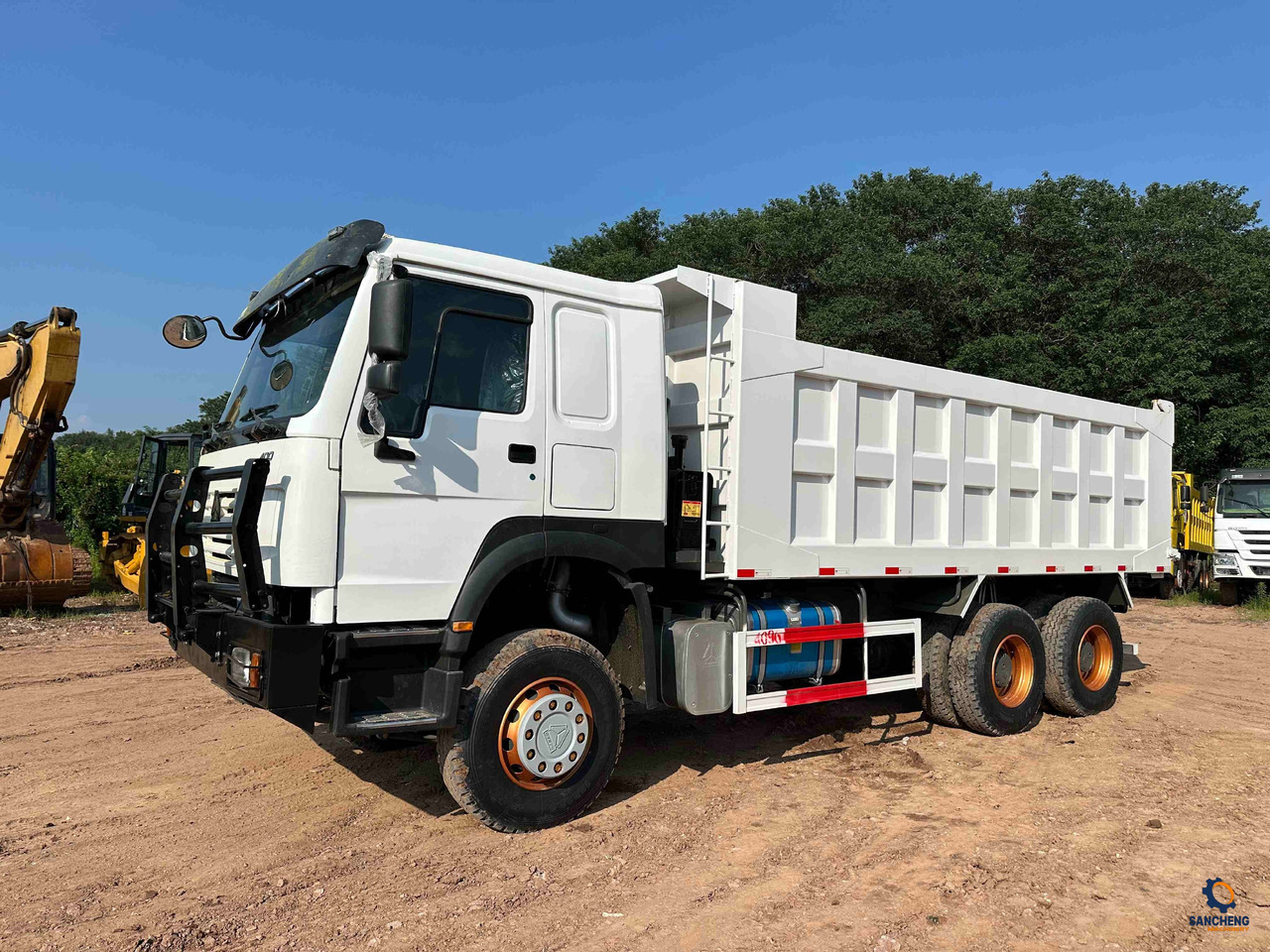 Sintruk HOWO 400hp 6X4 - 덤프트럭 : 사진 4 Sintruk HOWO 400hp 6X4 - 덤프트럭 : 사진 4