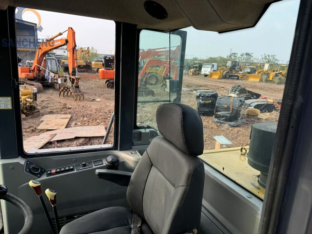 XCMG LW500F - 휠 로더 : 사진 3 XCMG LW500F - 휠 로더 : 사진 3