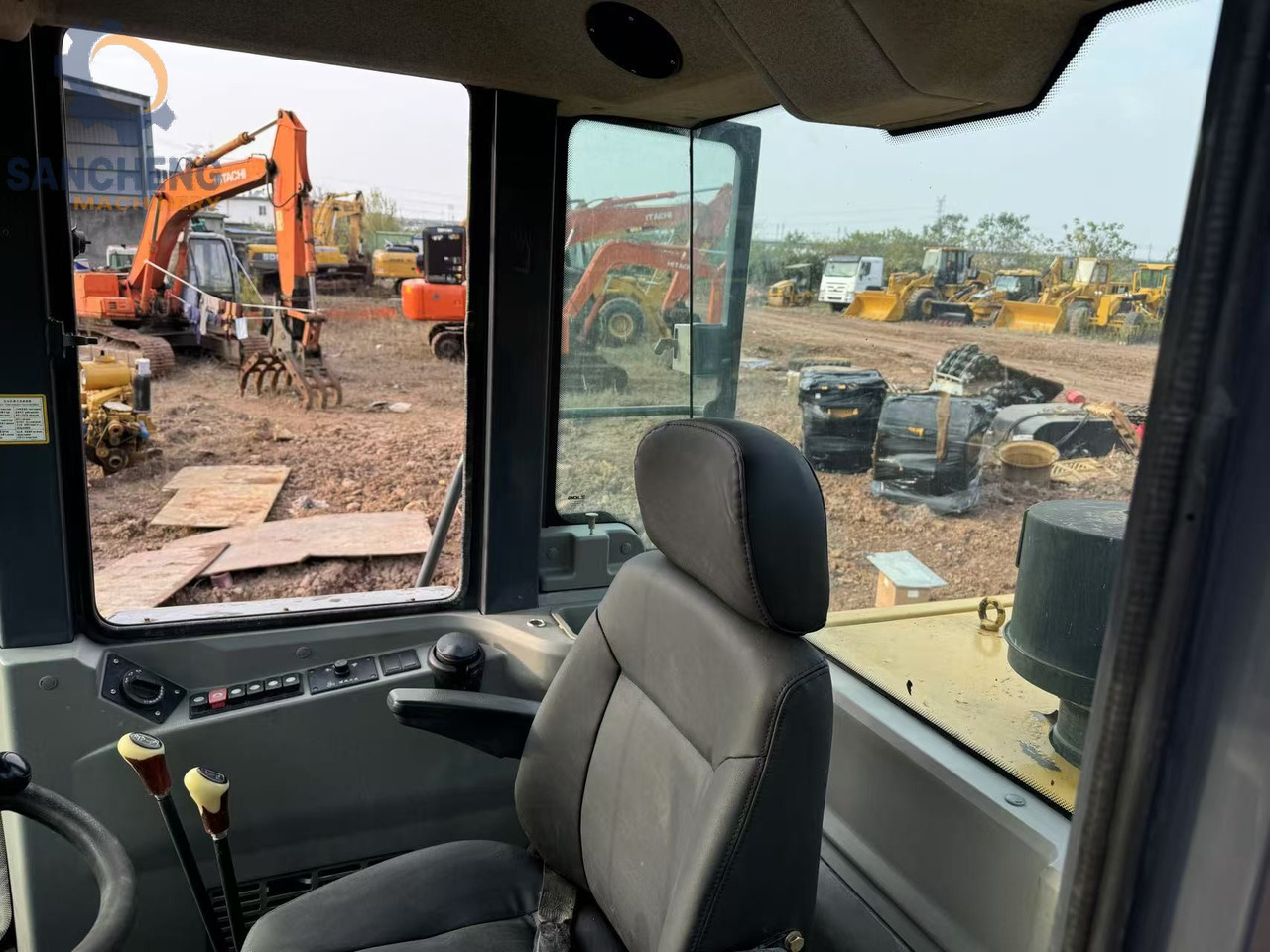 XCMG LW500F - 휠 로더 : 사진 5 XCMG LW500F - 휠 로더 : 사진 5