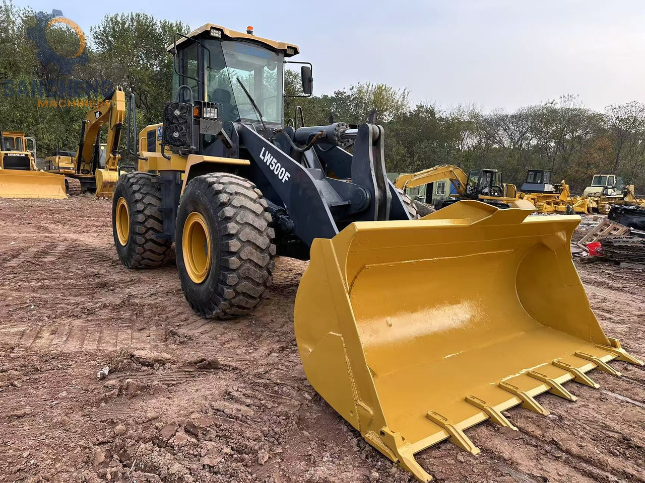 XCMG LW500F - 휠 로더 : 사진 4 XCMG LW500F - 휠 로더 : 사진 4