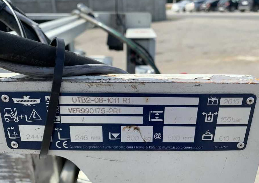 Cascade UTB2-08-1011 R1, Kartonklammer - 클램프 자재 취급 장비 용 : 사진 1 Cascade UTB2-08-1011 R1, Kartonklammer - 클램프 자재 취급 장비 용 : 사진 1