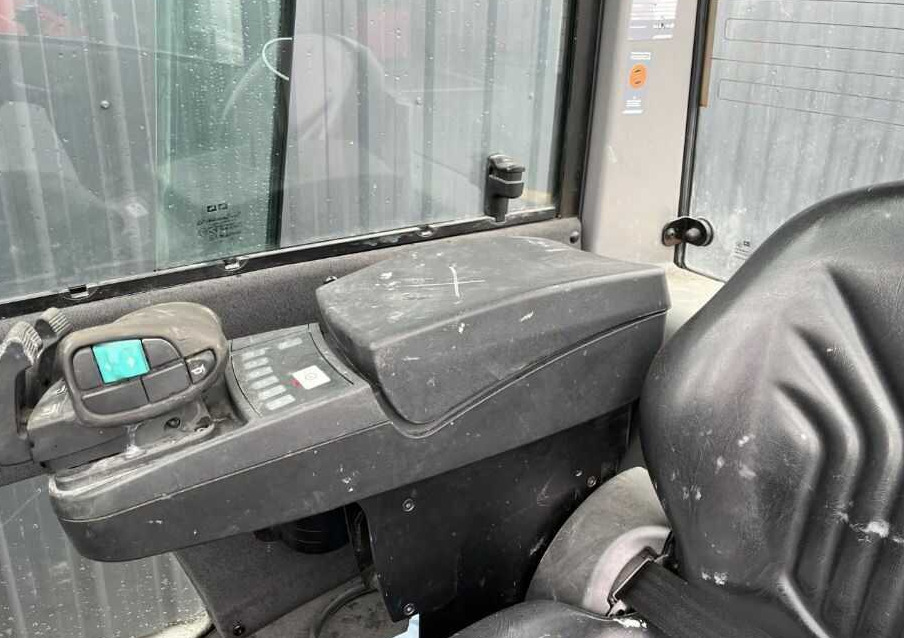 디젤 지게차 Jungheinrich DFG430s : 사진 7