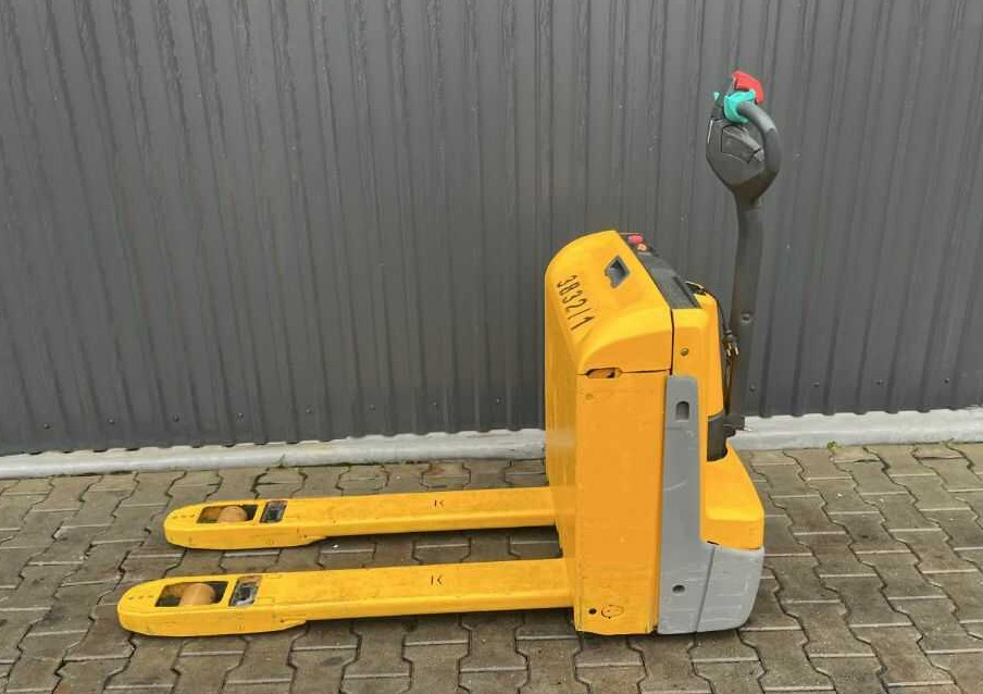 Jungheinrich EJE114 - 팔레트 트럭 : 사진 2 Jungheinrich EJE114 - 팔레트 트럭 : 사진 2