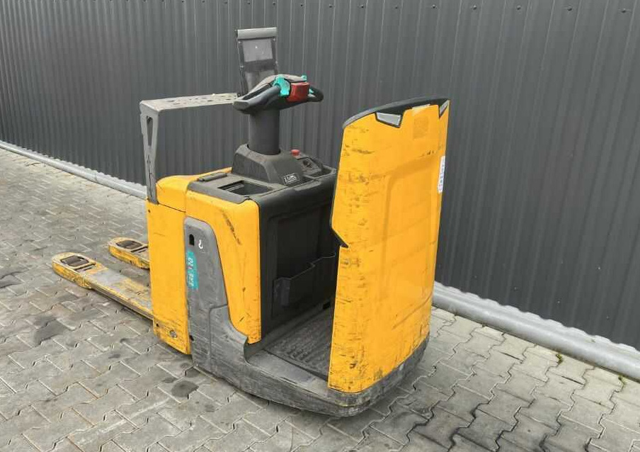 Jungheinrich ERE120 - 스태커 : 사진 3 Jungheinrich ERE120 - 스태커 : 사진 3