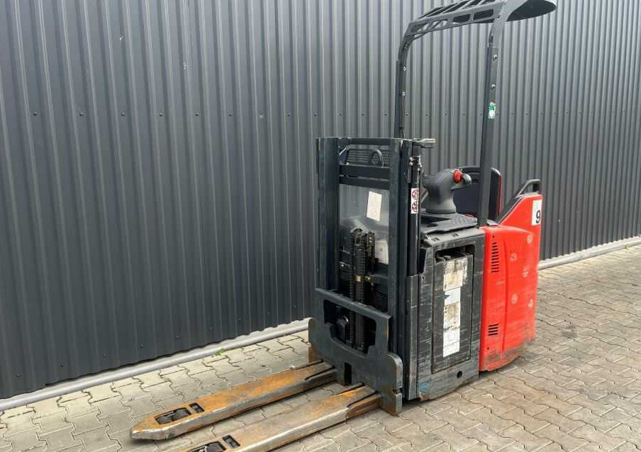 Linde D12HPSP - 스태커 : 사진 1 Linde D12HPSP - 스태커 : 사진 1