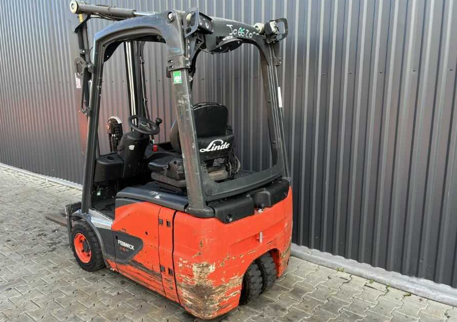 Linde E15-02 - 전기 지게차 : 사진 3 Linde E15-02 - 전기 지게차 : 사진 3