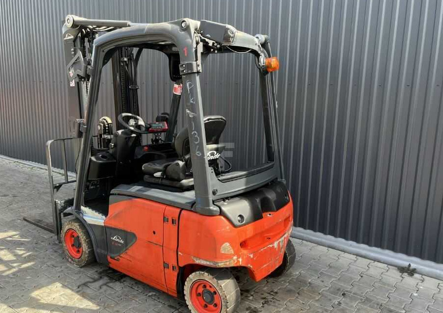Linde E16P-02 - 전기 지게차 : 사진 3 Linde E16P-02 - 전기 지게차 : 사진 3