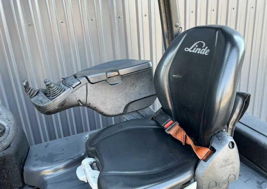 전기 지게차 Linde E16PH-02 : 사진 9